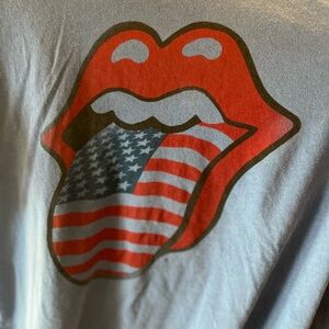 Rolling Stones t shirt size large in used condition